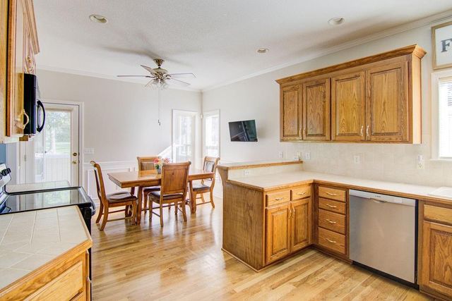 21946 W 119th Terrace, Olathe, KS 66061