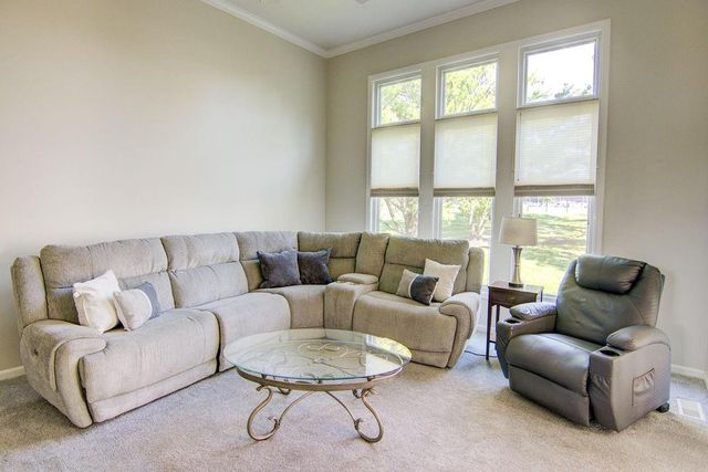 21946 W 119th Terrace, Olathe, KS 66061