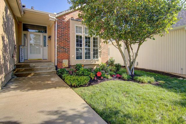 21946 W 119th Terrace, Olathe, KS 66061