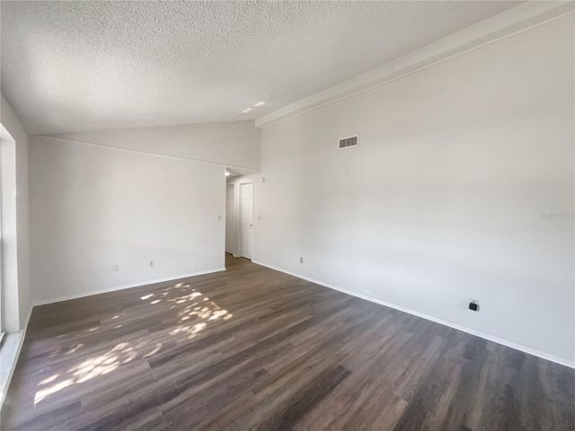 8711 CORDIAL COURT, Tampa, FL 33634