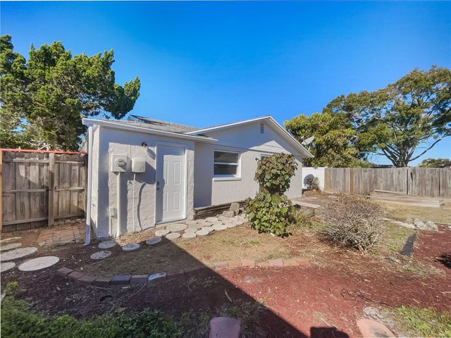 8711 CORDIAL COURT, Tampa, FL 33634