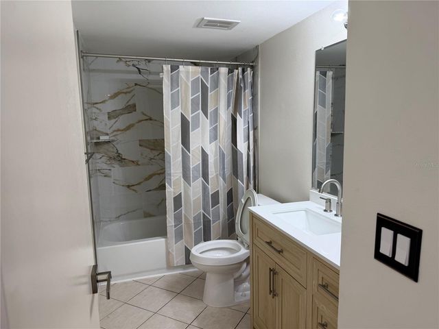 10485 CARROLLBROOK CIRCLE 120, Tampa, FL 33618