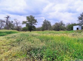 1720 River Oaks, Poteet, TX 78065