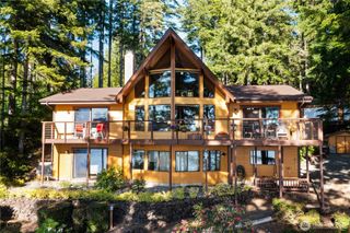 160 E Fern Creek Road, Shelton, WA 98584