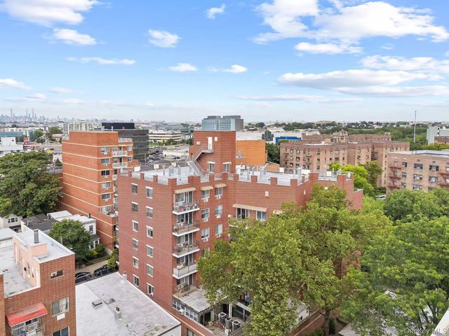 13708 31st Road 6D, Flushing, NY 11354