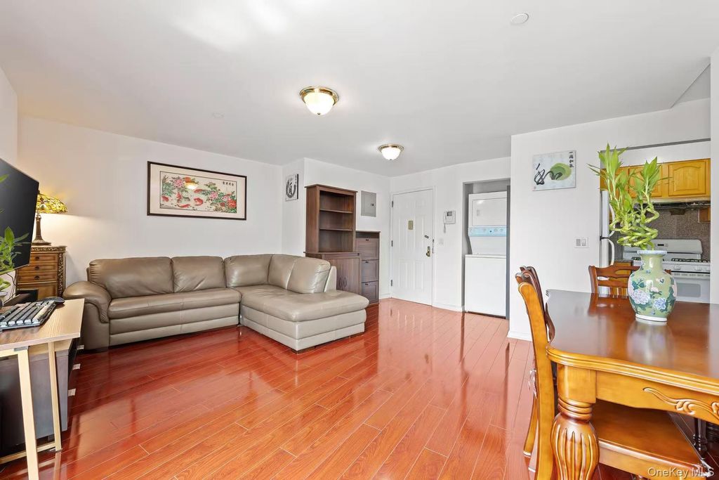 13708 31st Road 6D, Flushing, NY 11354 — photo 5