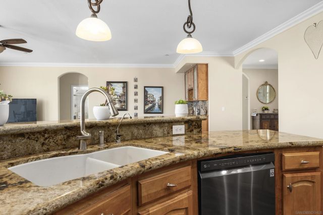 960 Smith Rd, Watsonville, CA 95076