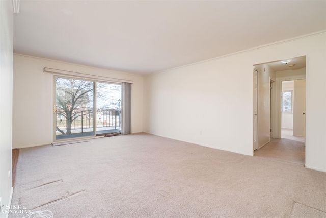 404 RIVIERA TERRACE Drive, St Clair Shores, MI 48080