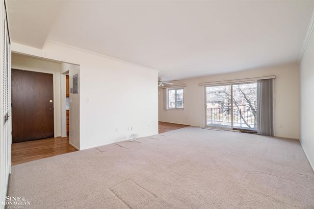 404 RIVIERA TERRACE Drive, St Clair Shores, MI 48080