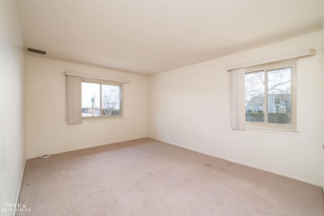 404 RIVIERA TERRACE Drive, St Clair Shores, MI 48080