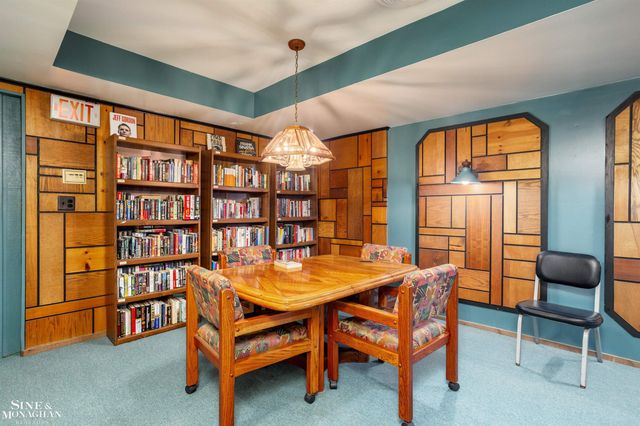 404 RIVIERA TERRACE Drive, St Clair Shores, MI 48080