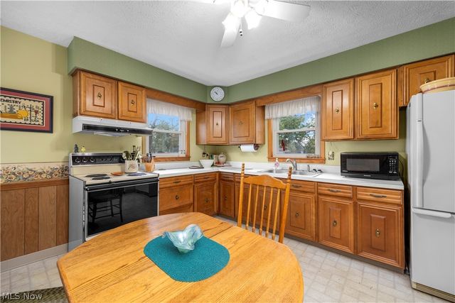5459 South Street, Vermilion, OH 44089