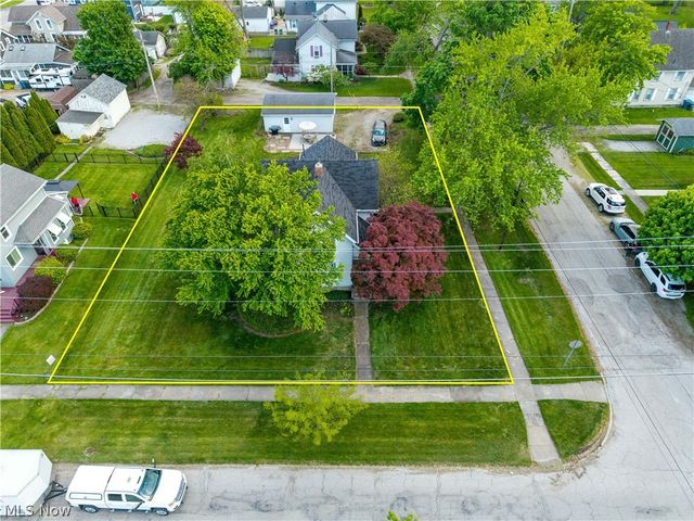 5459 South Street, Vermilion, OH 44089