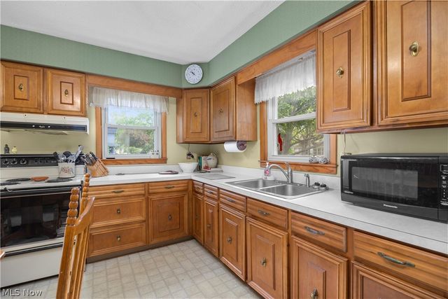 5459 South Street, Vermilion, OH 44089