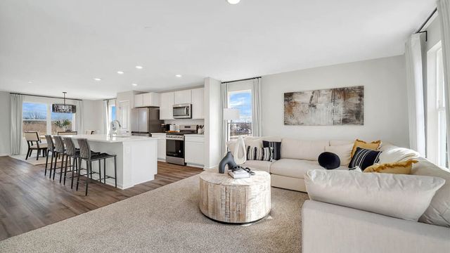 2222 Lakeshore Drive, Schaumburg, IL 60196