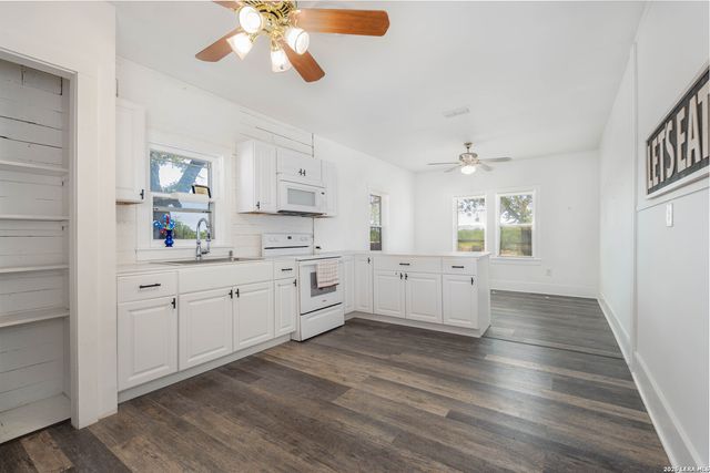 2974 Fm 467, Seguin, TX 78155