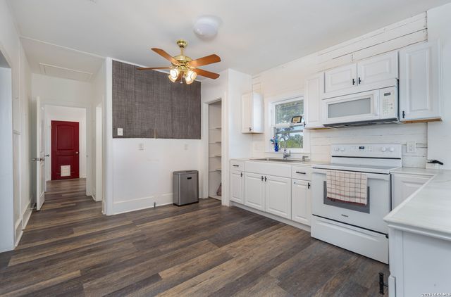 2974 Fm 467, Seguin, TX 78155