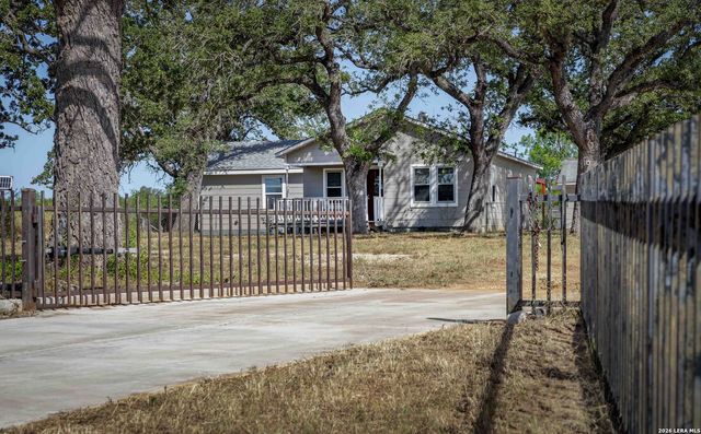 2974 Fm 467, Seguin, TX 78155
