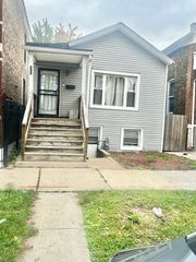 3450 W Walnut Street, Chicago, IL 60624