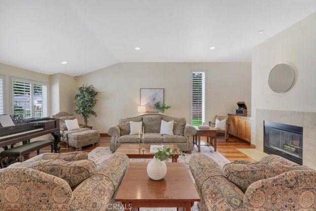 22346 Mayall, Chatsworth, CA 91311