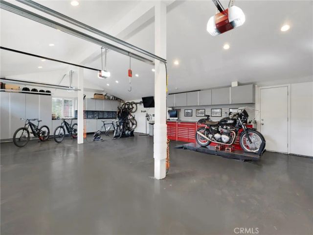 22346 Mayall, Chatsworth, CA 91311