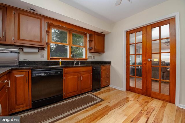 2517 KARYLOU DR, Kingsville, MD 21087