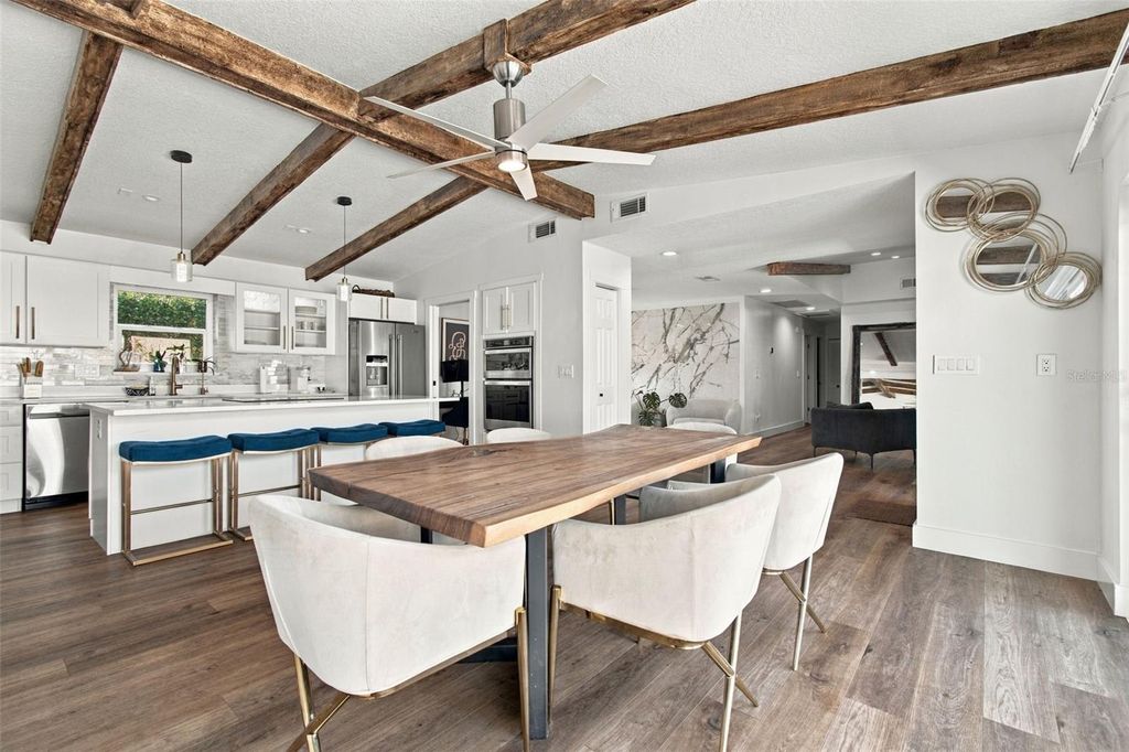 Image 33 of property listing at 5041 PALOMA DRIVE, Tampa, FL 33624