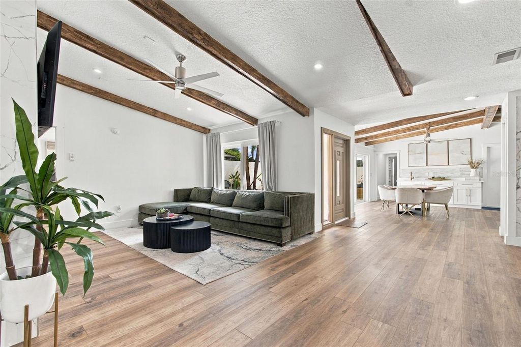 Image 50 of property listing at 5041 PALOMA DRIVE, Tampa, FL 33624