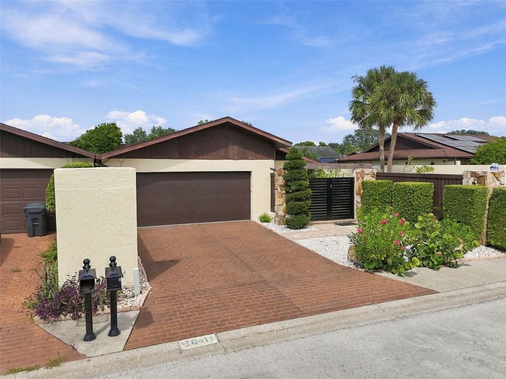 Image 6 of property listing at 5041 PALOMA DRIVE, Tampa, FL 33624