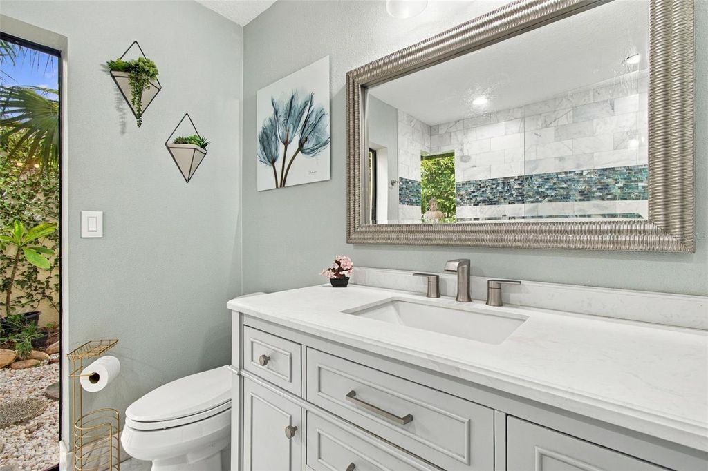 Image 63 of property listing at 5041 PALOMA DRIVE, Tampa, FL 33624