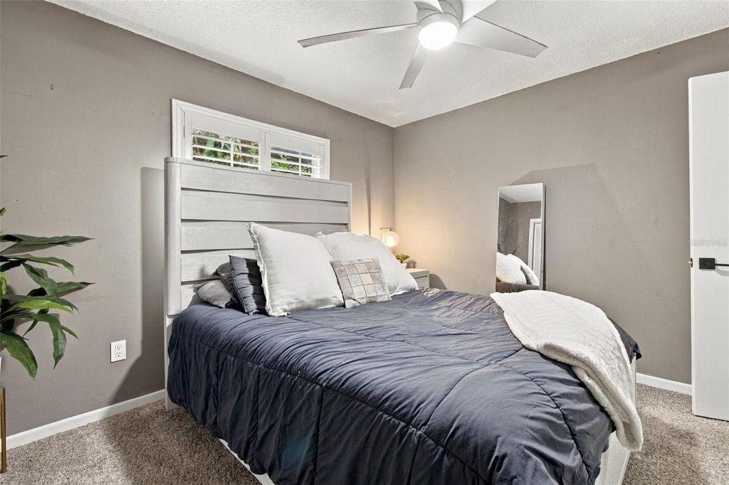 Image 67 of property listing at 5041 PALOMA DRIVE, Tampa, FL 33624