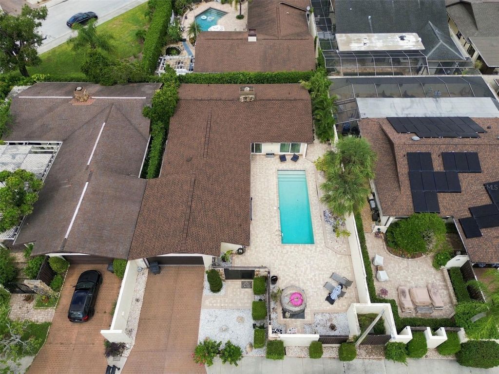 Image 79 of property listing at 5041 PALOMA DRIVE, Tampa, FL 33624