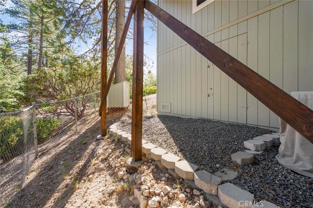 32715 Willow, Running Springs, CA 92382
