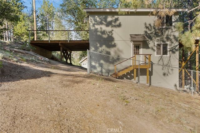 32715 Willow, Running Springs, CA 92382