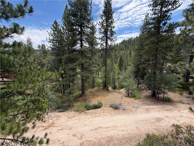 32715 Willow, Running Springs, CA 92382