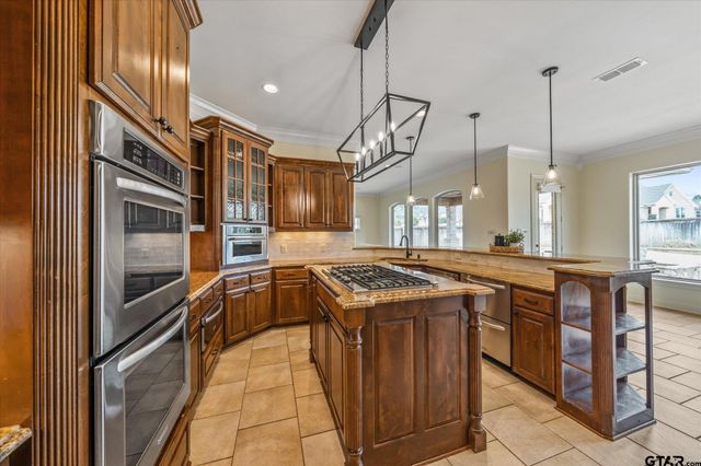 1509 Cooks Xing, Tyler, TX 75703