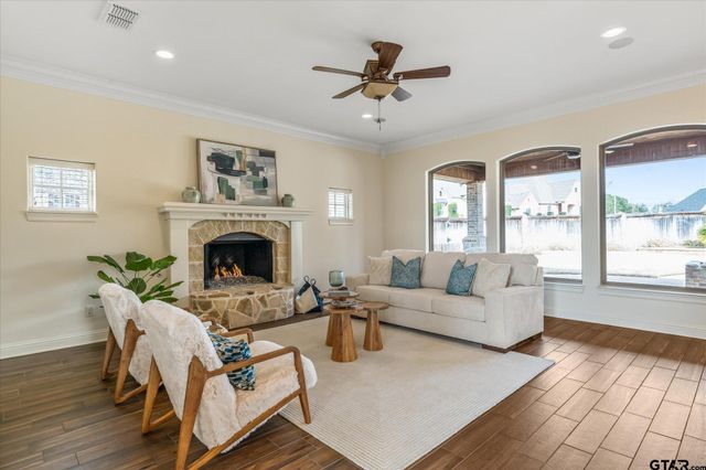 1509 Cooks Xing, Tyler, TX 75703