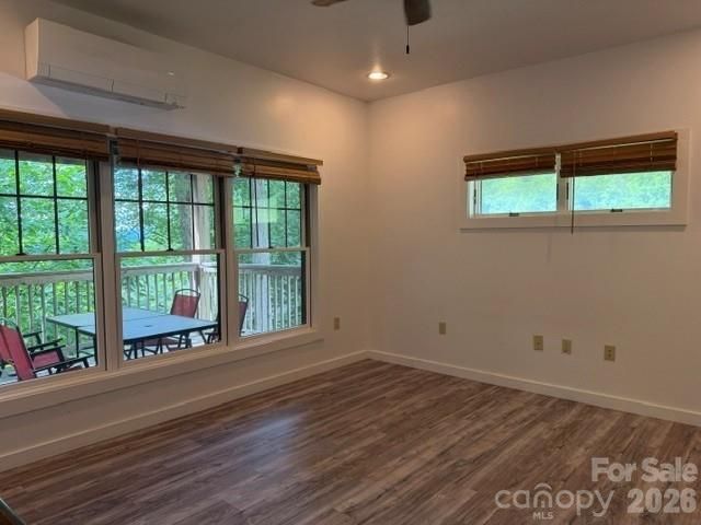 140 Falls Crossing Road, Burnsville, NC 28714