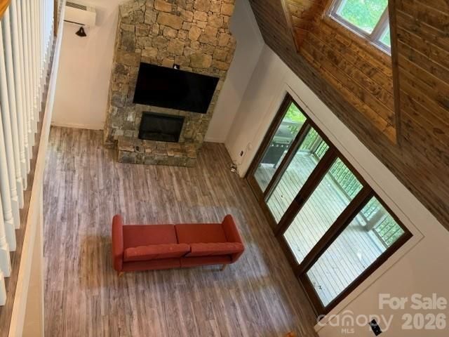 140 Falls Crossing Road, Burnsville, NC 28714