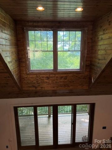 140 Falls Crossing Road, Burnsville, NC 28714