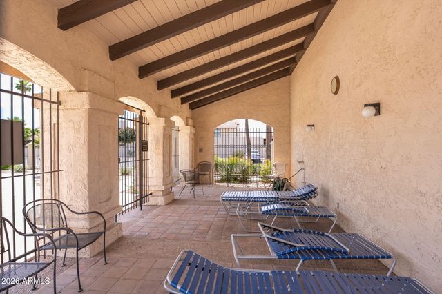 2808 N 61ST Street, Scottsdale, AZ 85257