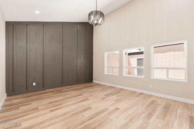 2808 N 61ST Street, Scottsdale, AZ 85257