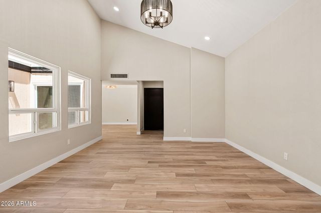2808 N 61ST Street, Scottsdale, AZ 85257