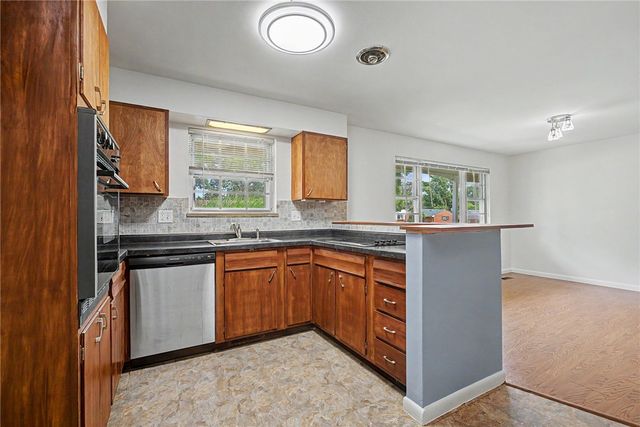 1112 Claybourne Road, Kettering, OH 45429