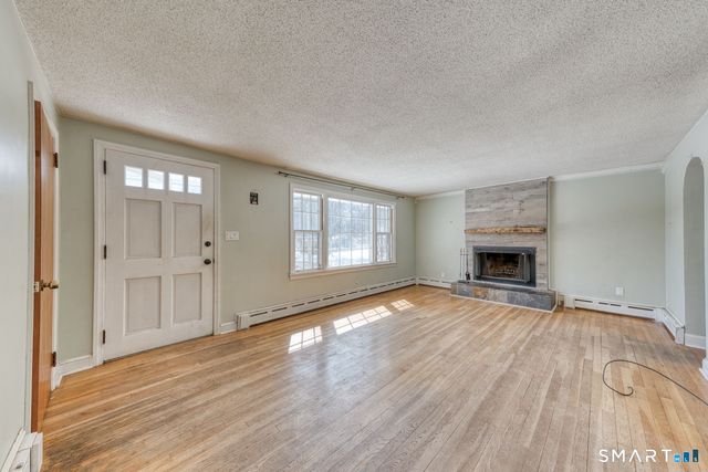 11 Sunrise Drive, Vernon, CT 06066