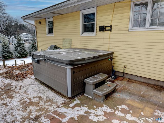 11 Sunrise Drive, Vernon, CT 06066