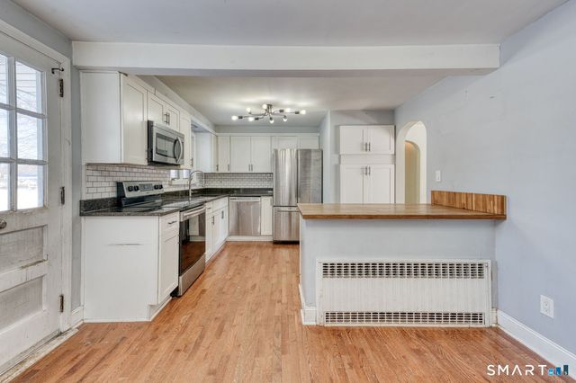 11 Sunrise Drive, Vernon, CT 06066