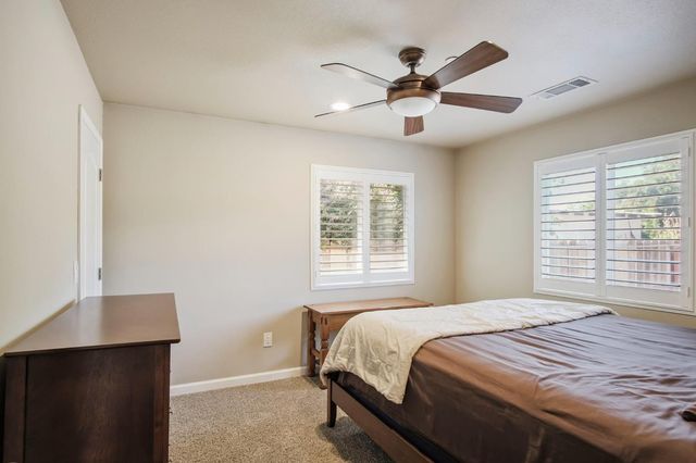 1529 Mitchell Ave, Escalon, CA 95320