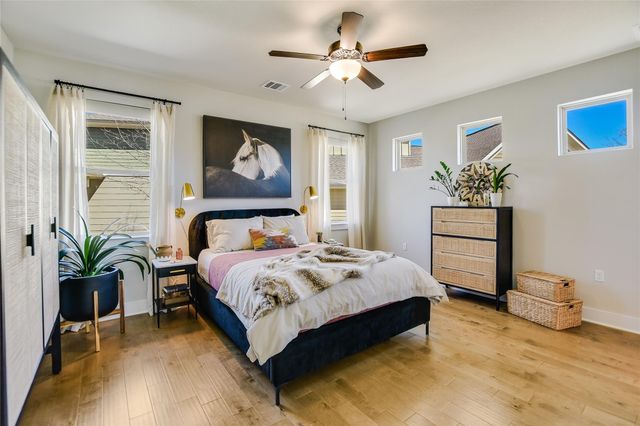 1904 Standing Tall DR 35, Leander, TX 78641