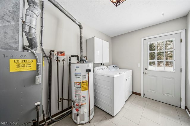 943 N Lake Street, Madison, OH 44057